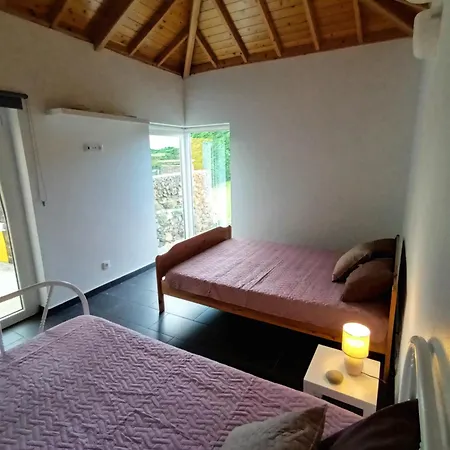 Casa Dos Biscoitos * Praia da Vitória