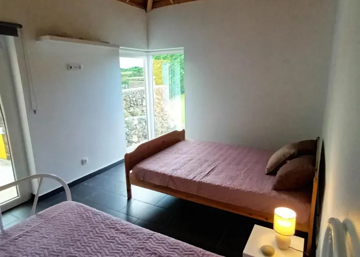 Casa Dos Biscoitos * Praia da Vitória